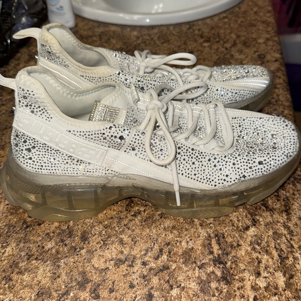 Stylish Steve madden tennis shoes